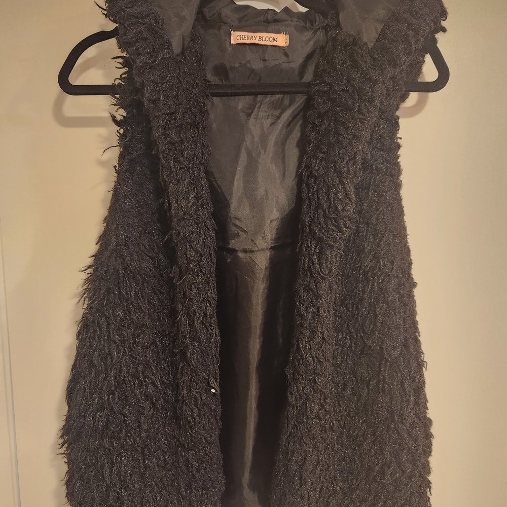 Sleeveless Fuzzy Coat